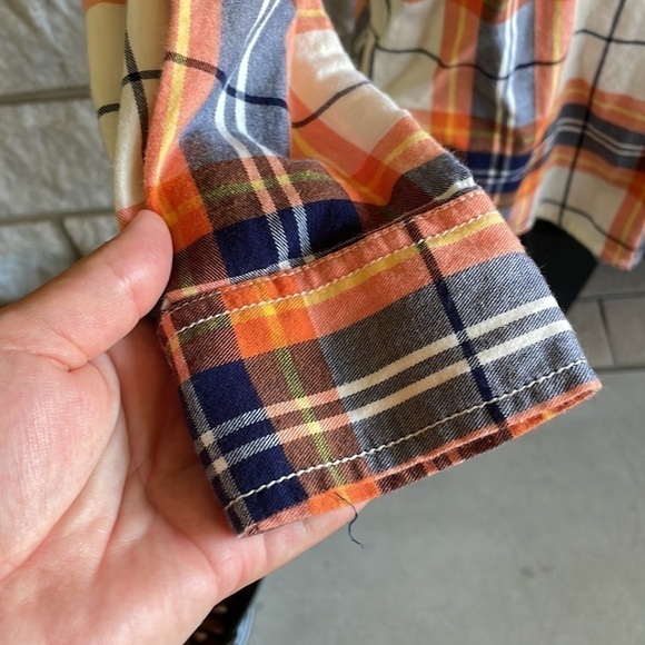 Arizona Boys Plaid Dress Shirt 10H-12H - Picture 4 of 6